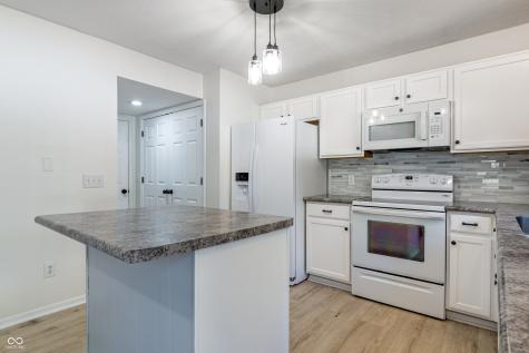 13992 Wakefield Place Fishers IN 46038