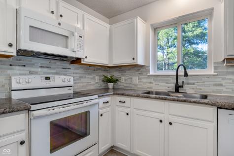 13992 Wakefield Place Fishers IN 46038