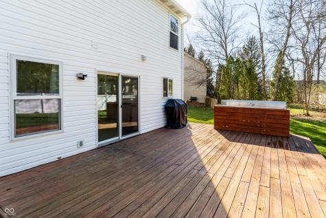 13992 Wakefield Place Fishers IN 46038