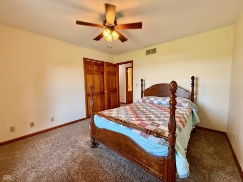 12901 S 550 W Columbus IN 47201