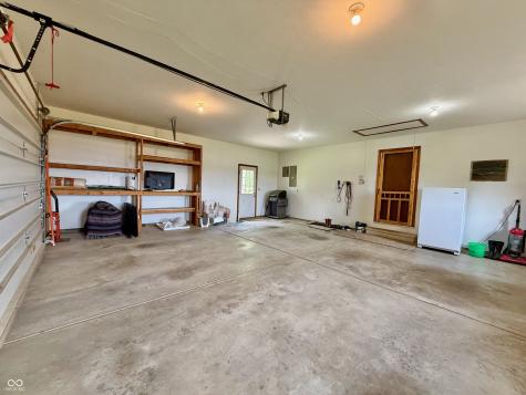 12901 S 550 W Columbus IN 47201