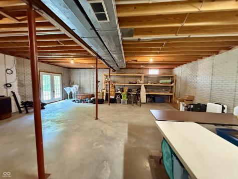 12901 S 550 W Columbus IN 47201
