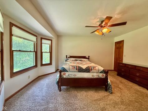 12901 S 550 W Columbus IN 47201