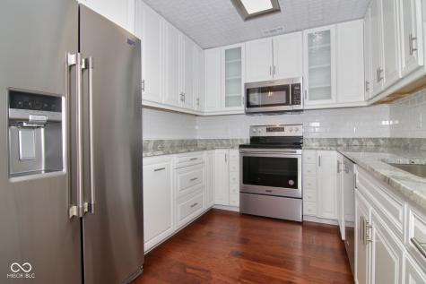 8681 Jaffa Court East Drive Indianapolis IN 46260