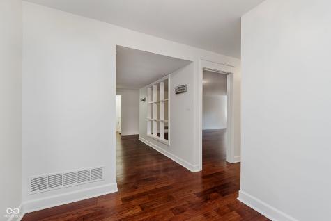 8681 Jaffa Court East Drive Indianapolis IN 46260