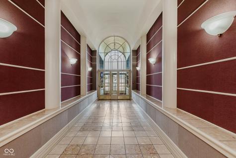 8681 Jaffa Court East Drive Indianapolis IN 46260