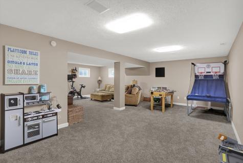 351 Mounds Court Carmel IN 46032