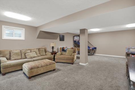 351 Mounds Court Carmel IN 46032