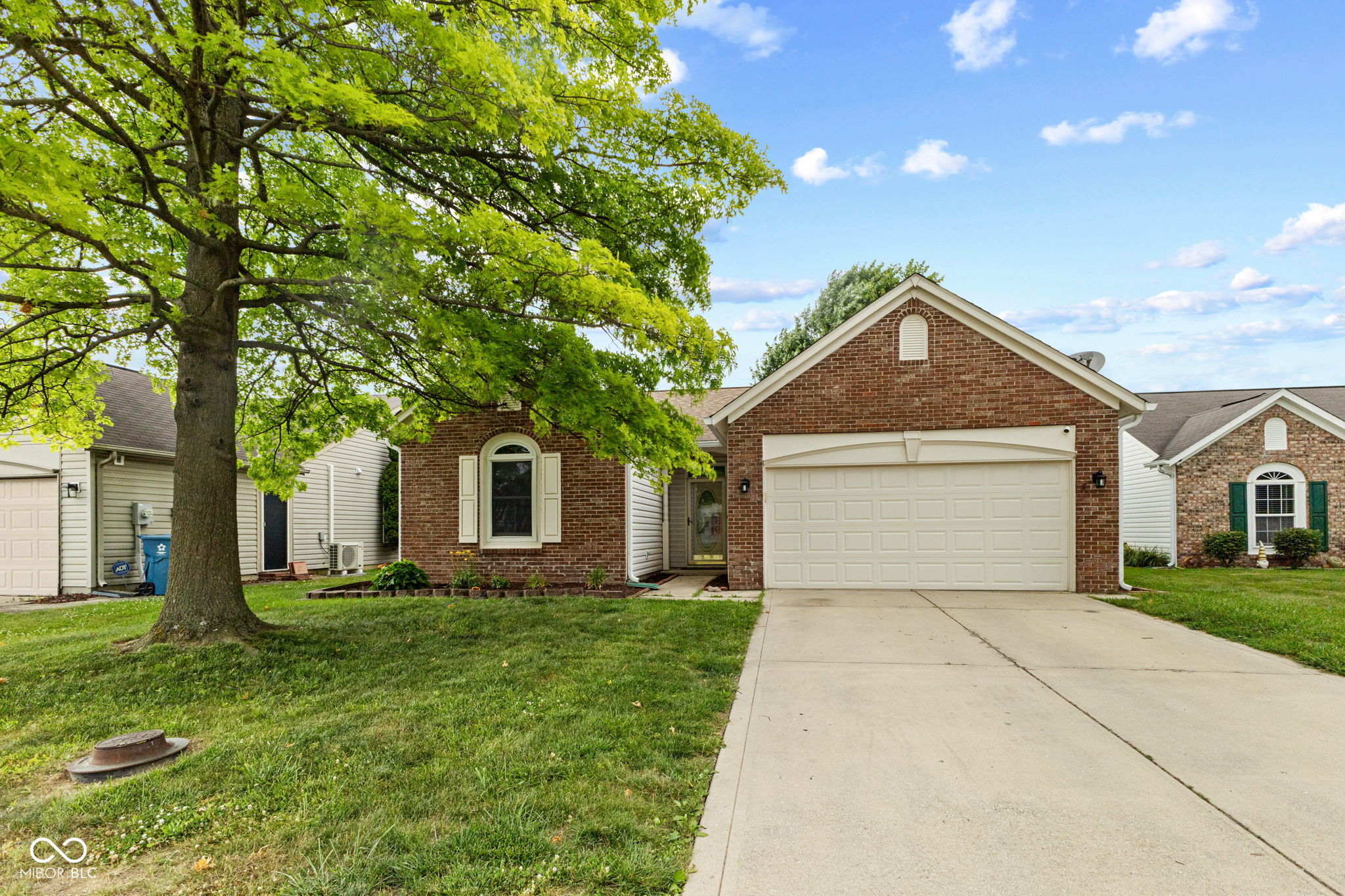 619 Cahill Lane Indianapolis IN 46214