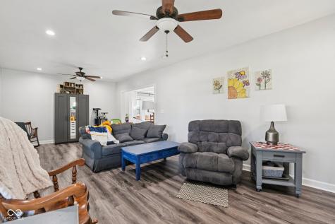 554 N Oakland Avenue Indianapolis IN 46201