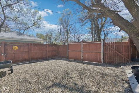 554 N Oakland Avenue Indianapolis IN 46201