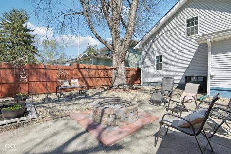 554 N Oakland Avenue Indianapolis IN 46201