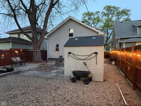 554 N Oakland Avenue Indianapolis IN 46201