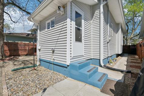 554 N Oakland Avenue Indianapolis IN 46201