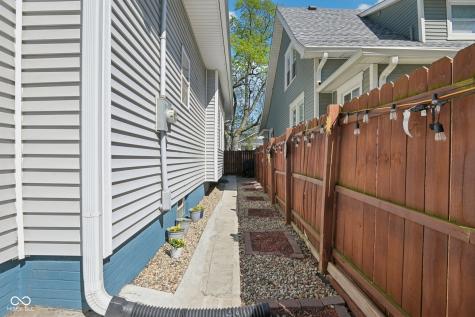 554 N Oakland Avenue Indianapolis IN 46201