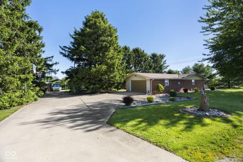 8016 N State Road 29 Frankfort IN 46041
