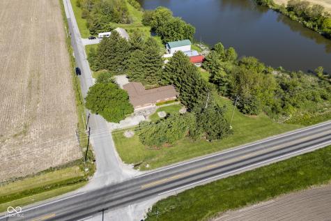 8016 N State Road 29 Frankfort IN 46041