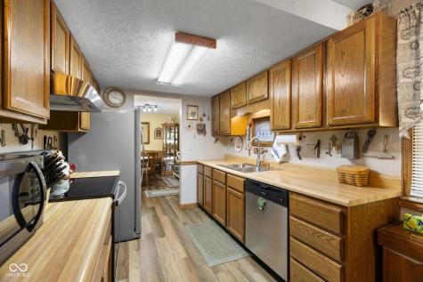 8016 N State Road 29 Frankfort IN 46041