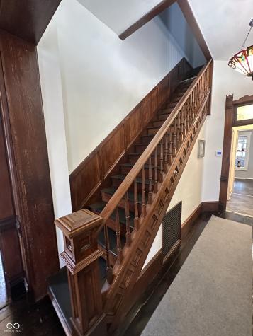102 N Meridian Street Roachdale IN 46172