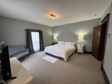 102 N Meridian Street Roachdale IN 46172