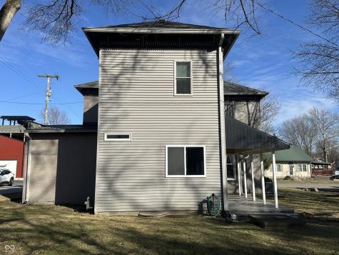 102 N Meridian Street Roachdale IN 46172