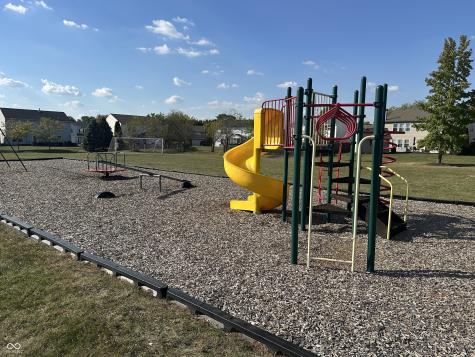 10671 Pleasant View Lane Fishers IN 46038