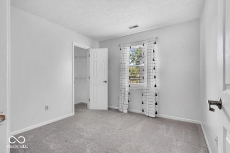 1541 Parkthorne Drive Indianapolis IN 46229