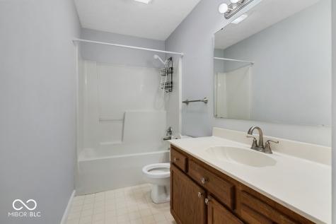 1541 Parkthorne Drive Indianapolis IN 46229