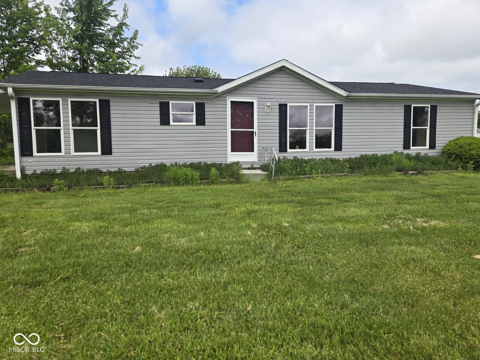 11349 S Singhurst Street Terre Haute IN 47802