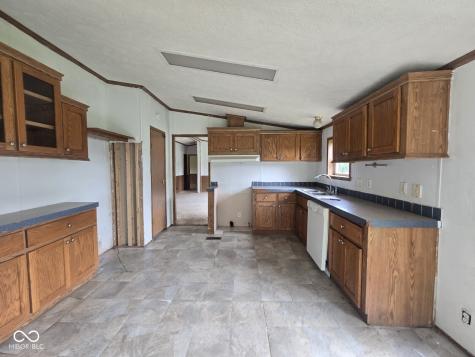 11349 S Singhurst Street Terre Haute IN 47802