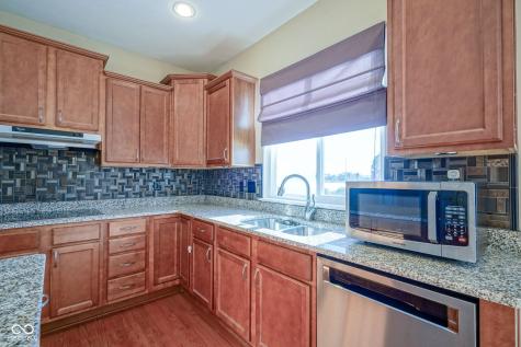 14903 Stable Stone Terrace Fishers IN 46040