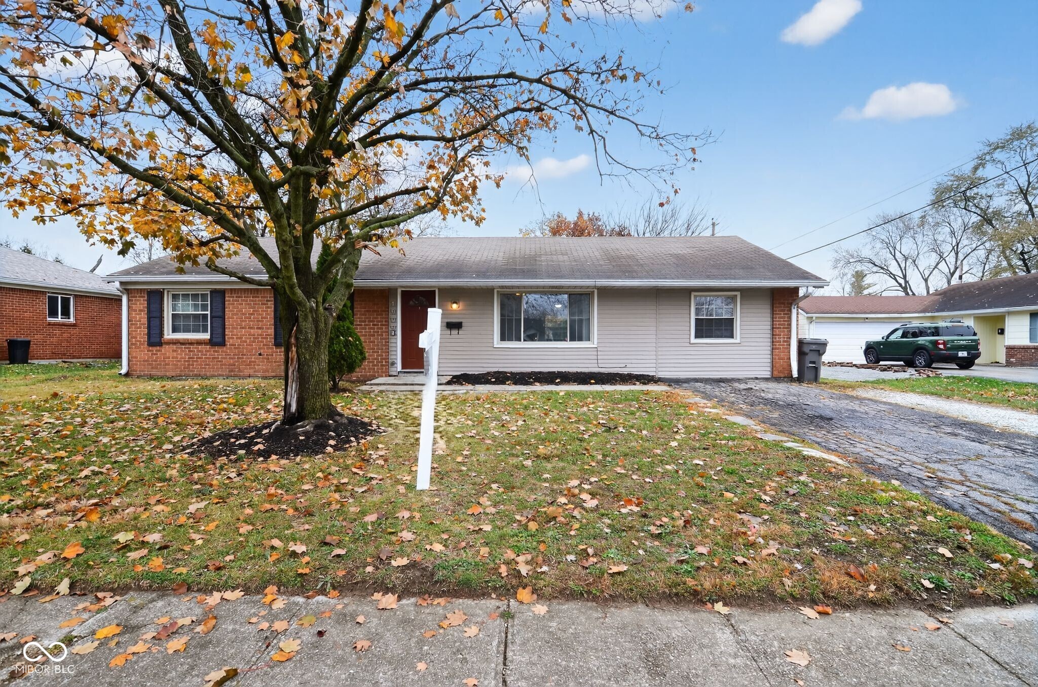 1909 Schwier Drive Indianapolis IN 46229