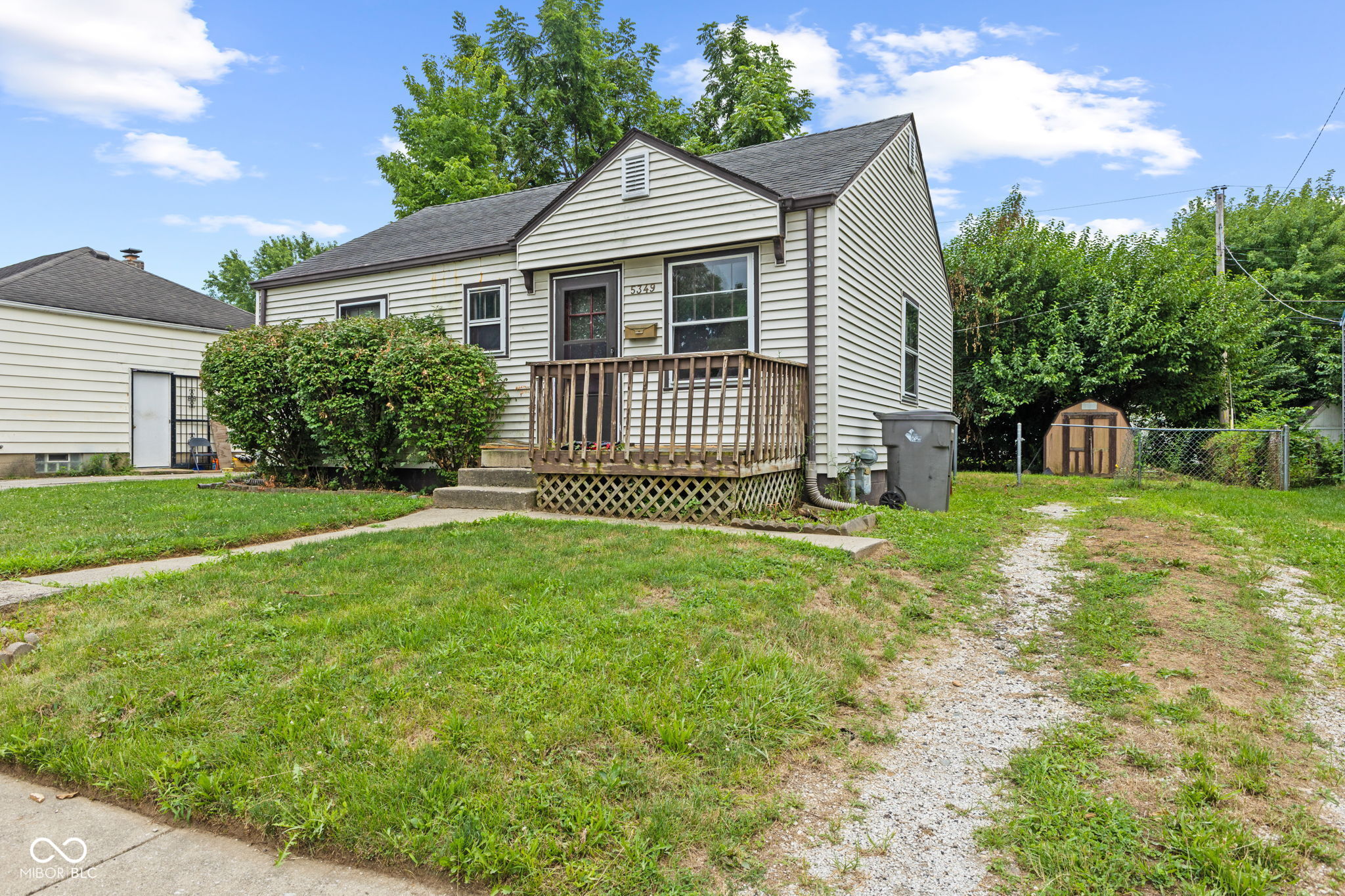 5349 E 19th Place Indianapolis IN 46218