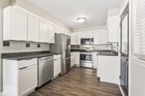 219 W Taylor Street Pendleton IN 46064