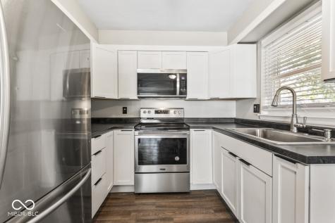 219 W Taylor Street Pendleton IN 46064
