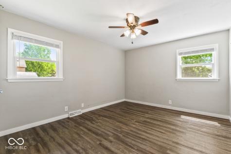 219 W Taylor Street Pendleton IN 46064