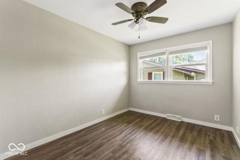 219 W Taylor Street Pendleton IN 46064