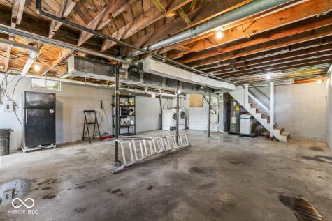 219 W Taylor Street Pendleton IN 46064