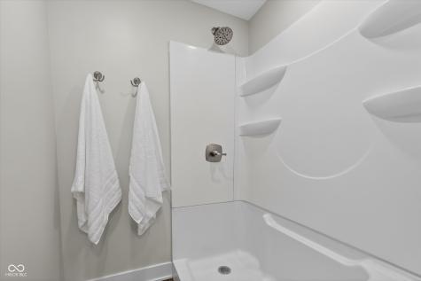 646 Karen Drive Zionsville IN 46077