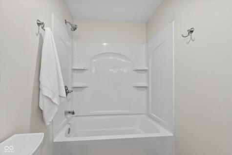 646 Karen Drive Zionsville IN 46077