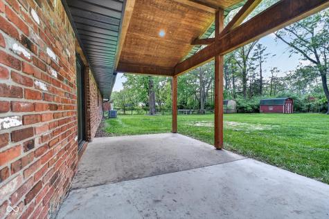 646 Karen Drive Zionsville IN 46077