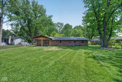 646 Karen Drive Zionsville IN 46077