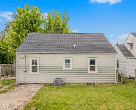 516 E 7th Street Seymour IN 47274