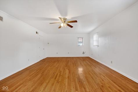 1008 Malibu Drive Anderson IN 46016