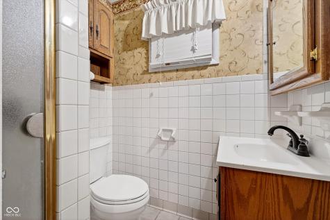 1008 Malibu Drive Anderson IN 46016