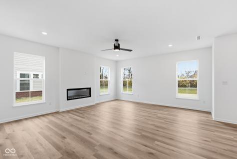 9122 Ambassador Street Mccordsville IN 46055