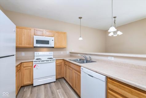 10302 Golden Drive Noblesville IN 46060