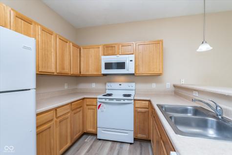 10302 Golden Drive Noblesville IN 46060
