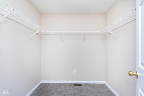 10302 Golden Drive Noblesville IN 46060