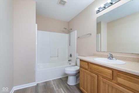 10302 Golden Drive Noblesville IN 46060